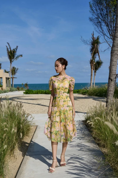 Đầm voan hoa dáng xòe