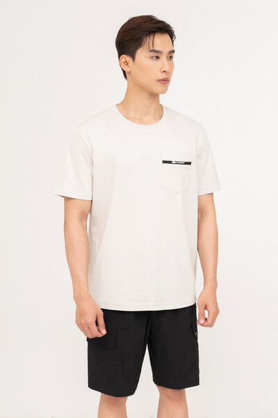 Áo thun Regular phối túi