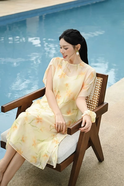 Đầm lụa họa tiết Sunbloom