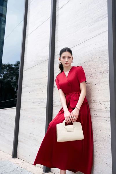 Pleated Flowy Skirt - Chân váy Tuytsi