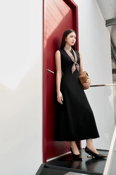 Đầm A-line Eternal (kèm khăn lụa)