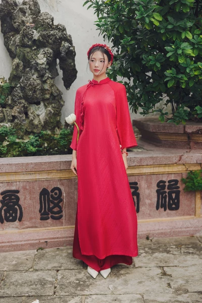 Áo dài Hồng Minh
