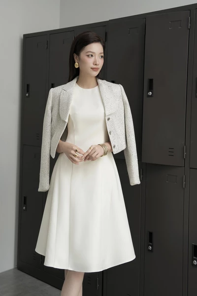 Đầm xòe Elegant Simplicity