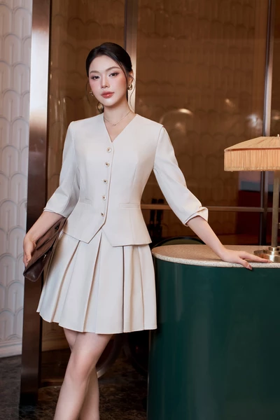 Đầm vest xếp ly Harmony