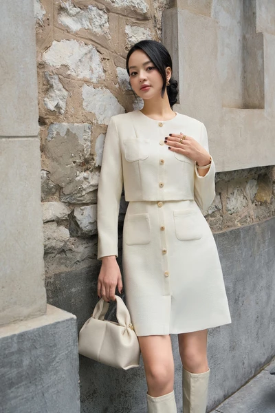 Đầm Tweed kem tay dài