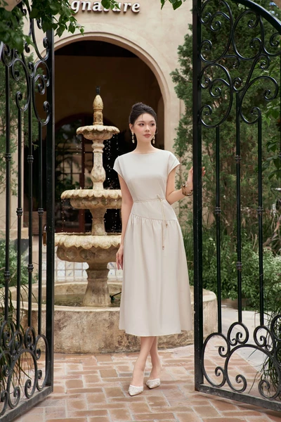 Đầm xòe tay hến ELYSIA