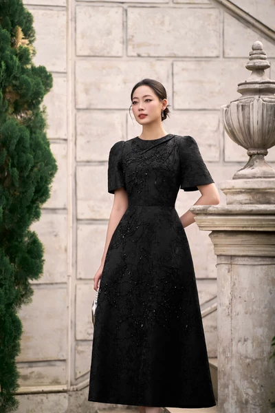 Jewel elegant - Đầm dạ hội ngọc trai đen