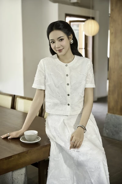Áo kiểu Day Dream