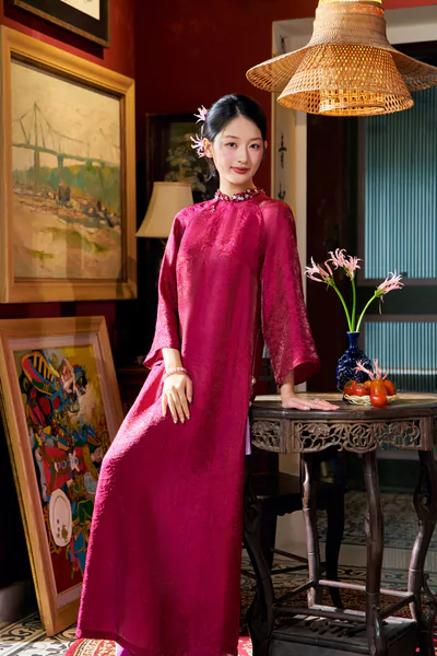 Áo dài Hồng Tường